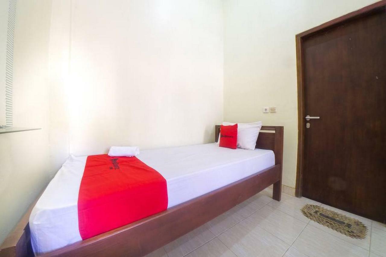 Reddoorz Near Nusa Cendana University Kupang  Eksteriør billede